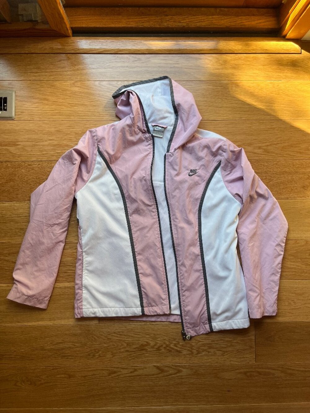 Pink & White Vintage Nike Lightweight Windbreaker Jacket